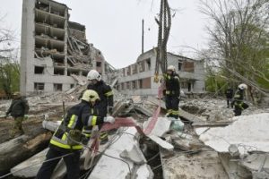 Zeker 17 doden bij Russische raketaanval op Tsjernihiv