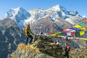 Backpackersparadijs Nepal wil weer rijke toeristen trekken