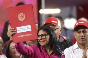 Venezuela: de VS heffen sancties tegen interim-president Delcy Rodríguez op