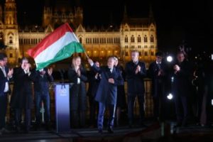 Hongarije: Péter Magyar maakt einde aan jarenlange hegemonie van Orbán